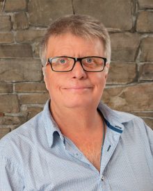 Simon Hunt Headshot 2025