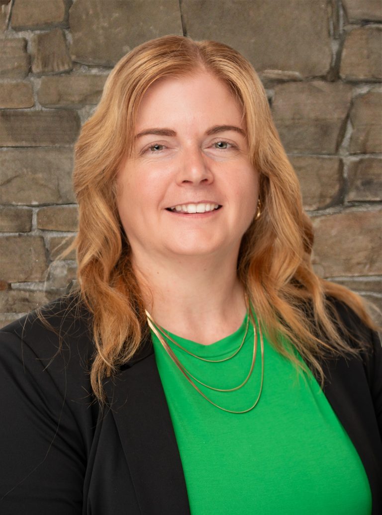 Jessica Myer Headshot 2025