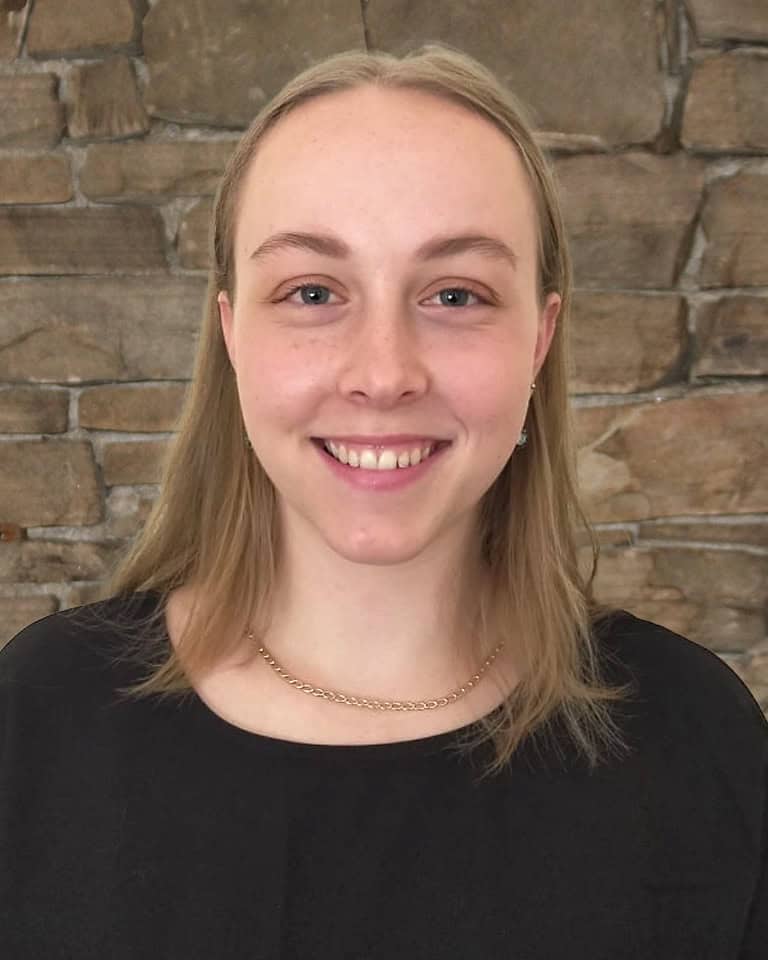 Headshot of Clare Hogan